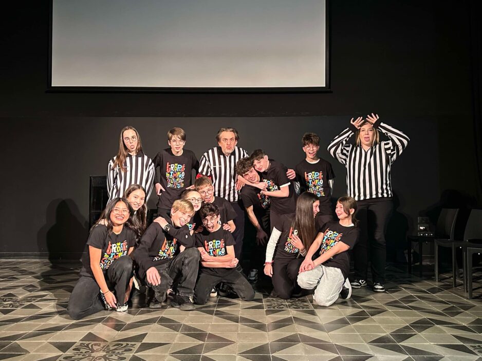 Improvisation théâtrale